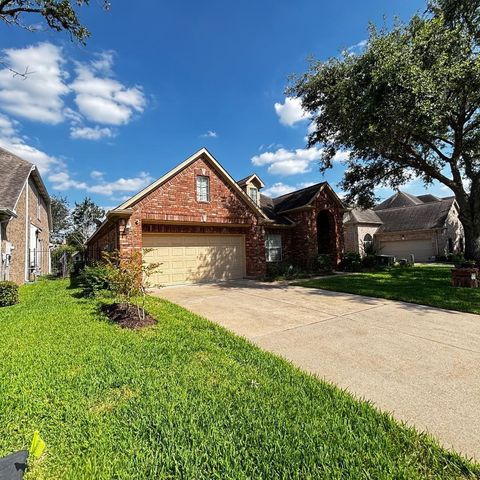 402 Bay Bridge Drive, Sugar Land, TX 77478