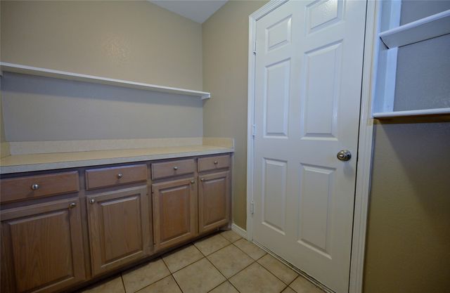 211 Barbara Way, Red Oak, TX 75154