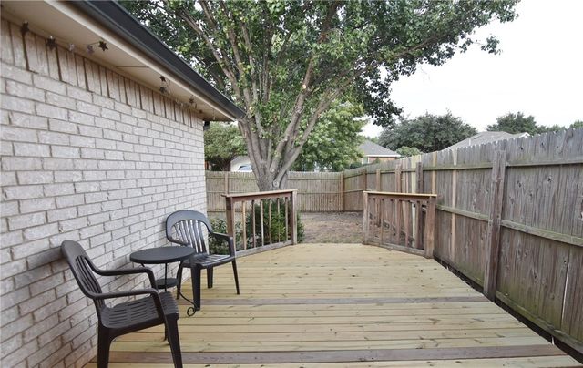 211 Barbara Way, Red Oak, TX 75154