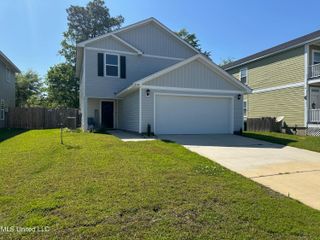 2409 Esplanade Street, Ocean Springs, MS 39564