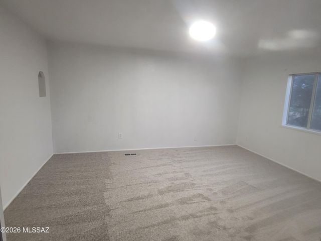 11982 W Desert Wren Drive, Tucson, AZ 85743