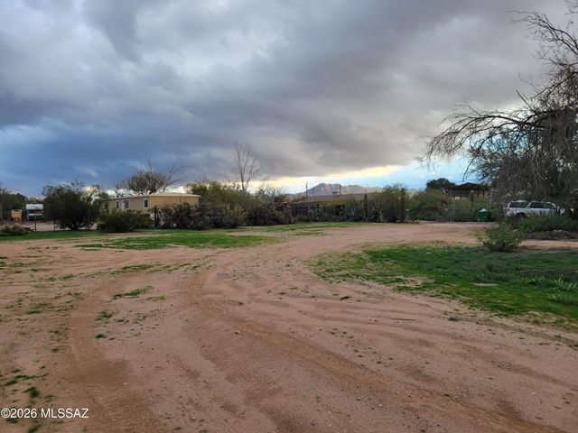 11982 W Desert Wren Drive, Tucson, AZ 85743