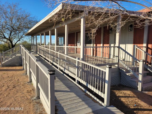 11982 W Desert Wren Drive, Tucson, AZ 85743