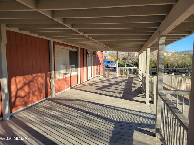 11982 W Desert Wren Drive, Tucson, AZ 85743