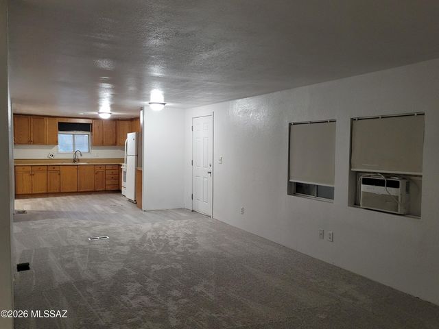 11982 W Desert Wren Drive, Tucson, AZ 85743