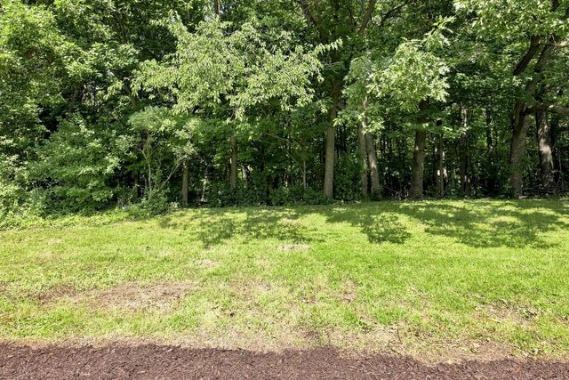 4228 W Tumblecreek DRIVE, Franklin, WI 53132