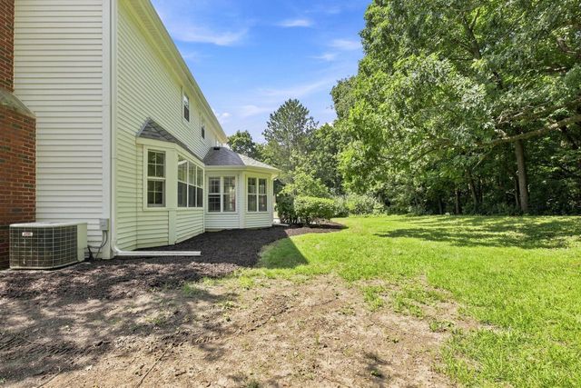 4228 W Tumblecreek DRIVE, Franklin, WI 53132