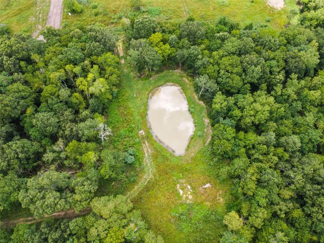 800 Private Road 60406, Dayton, TX 77535