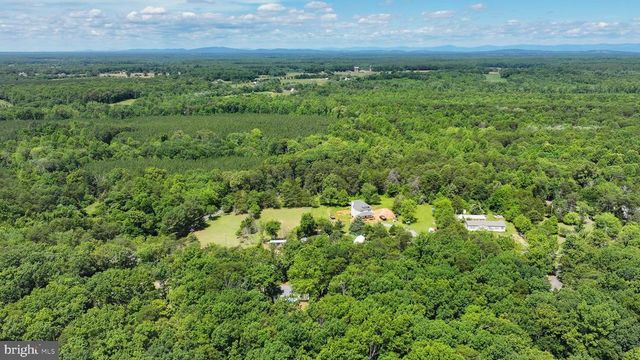 8311 GRANITE SPRINGS RD, Spotsylvania, VA 22551