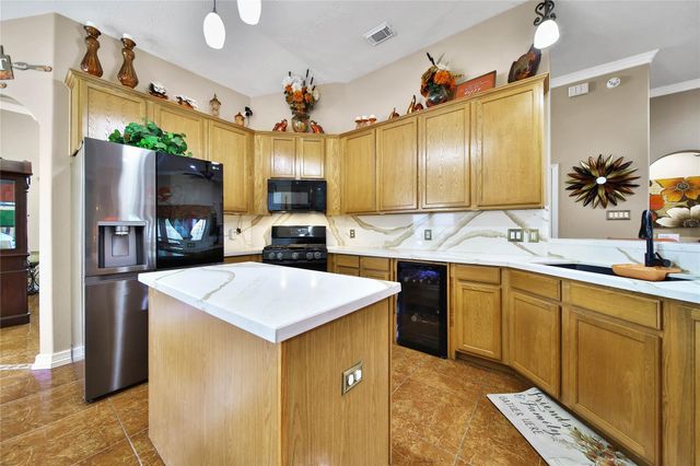 23518 Goldking Cross Court, Spring, TX 77373