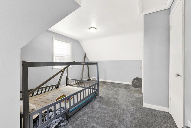 4024 N 44th STREET, Milwaukee, WI 53216