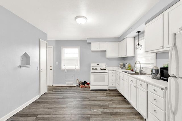 4024 N 44th STREET, Milwaukee, WI 53216