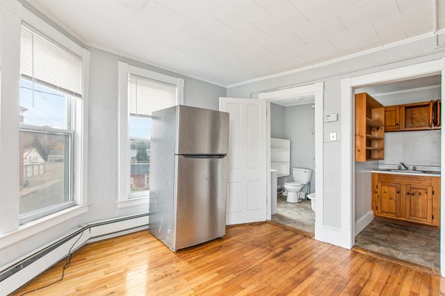 4 Elm Street, Lancaster, NH 03584