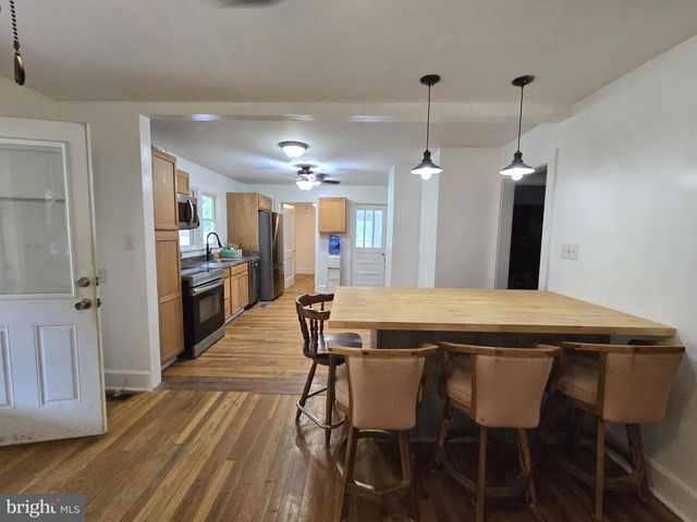 310 RAINBOW RD, Wardensville, WV 26851