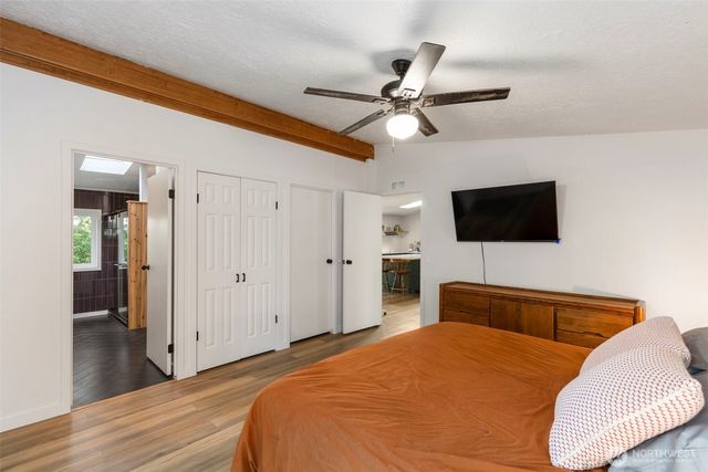 22779 Seabeck Holly Rd, Seabeck, WA 98380