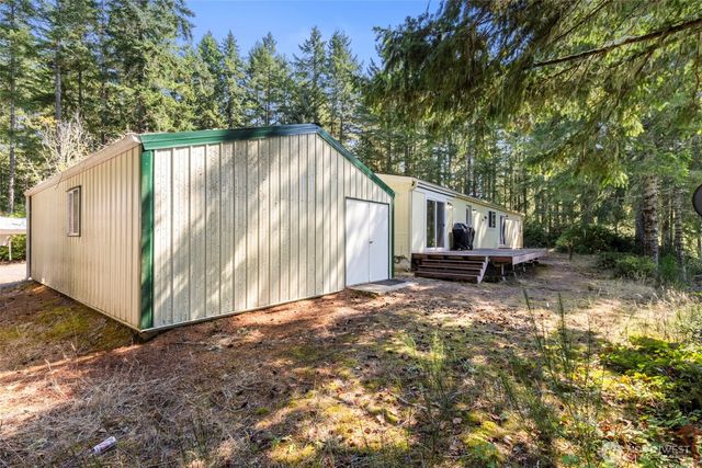 22779 Seabeck Holly Rd, Seabeck, WA 98380