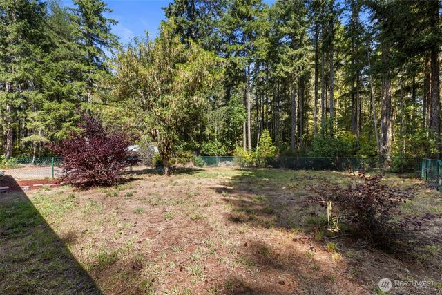 22779 Seabeck Holly Rd, Seabeck, WA 98380