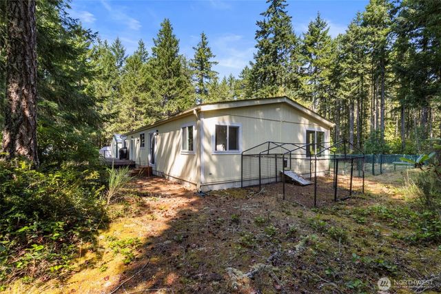 22779 Seabeck Holly Rd, Seabeck, WA 98380