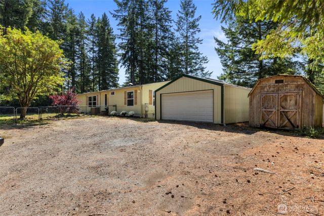 22779 Seabeck Holly Rd, Seabeck, WA 98380