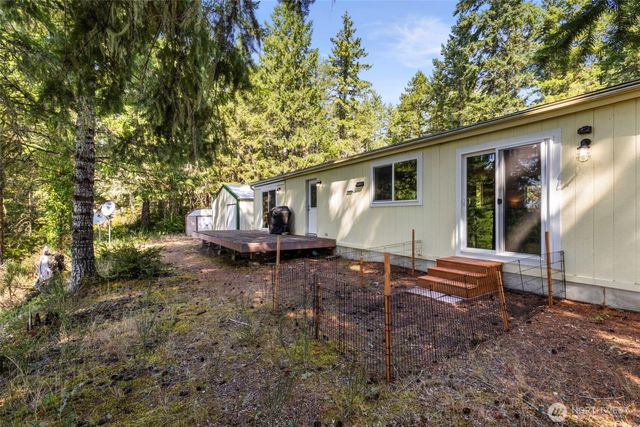 22779 Seabeck Holly Rd, Seabeck, WA 98380