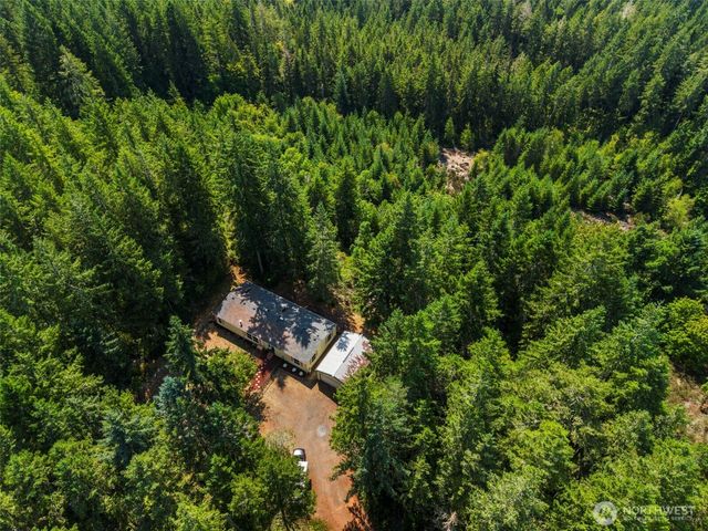 22779 Seabeck Holly Rd, Seabeck, WA 98380