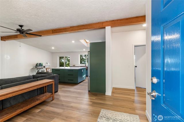 22779 Seabeck Holly Rd, Seabeck, WA 98380