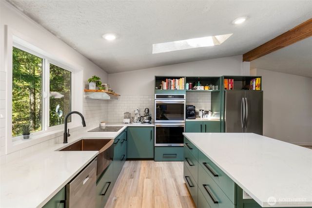 22779 Seabeck Holly Rd, Seabeck, WA 98380