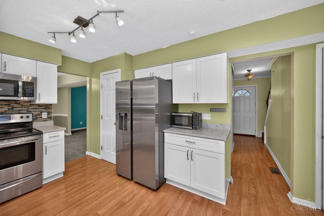 7864 Red Mill Drive, West Chester, OH 45069