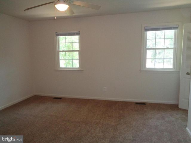 7 FARRELL LN, Fredericksburg, VA 22408
