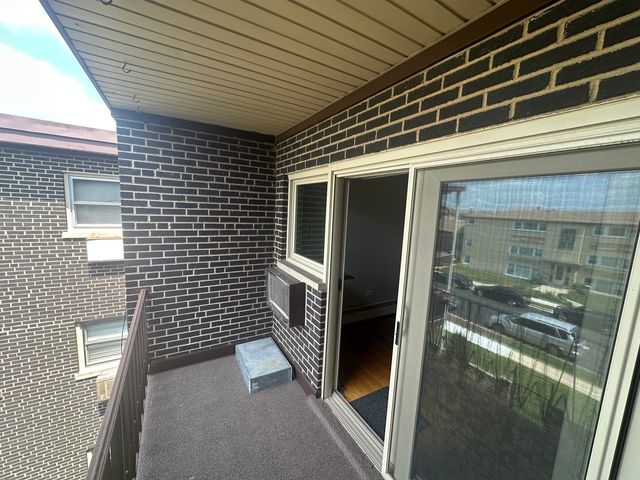 3001 N Paris Avenue 306, River Grove, IL 60171
