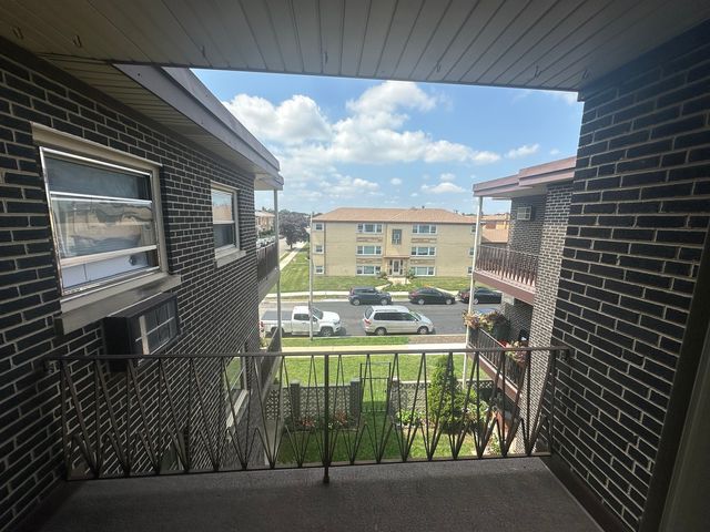 3001 N Paris Avenue 306, River Grove, IL 60171