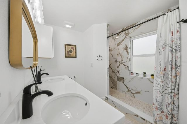 8750 BRACKENWOOD DRIVE, Orlando, FL 32829