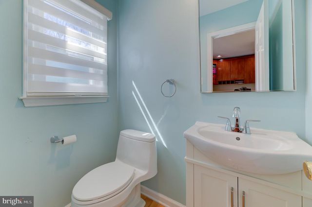 4 HAWK DR E, Princeton Junction, NJ 08550