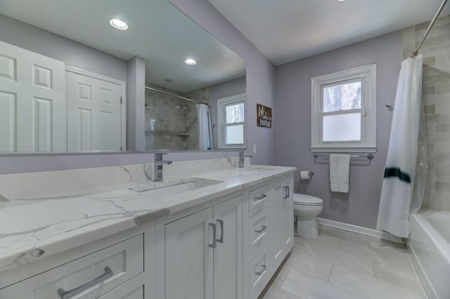 4 HAWK DR E, Princeton Junction, NJ 08550