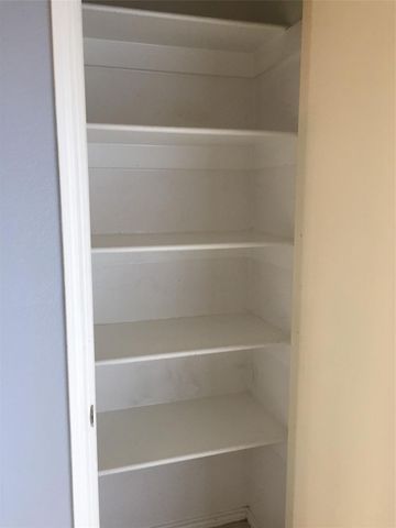 307 Quail Crossing Drive, Sanger, TX 76266