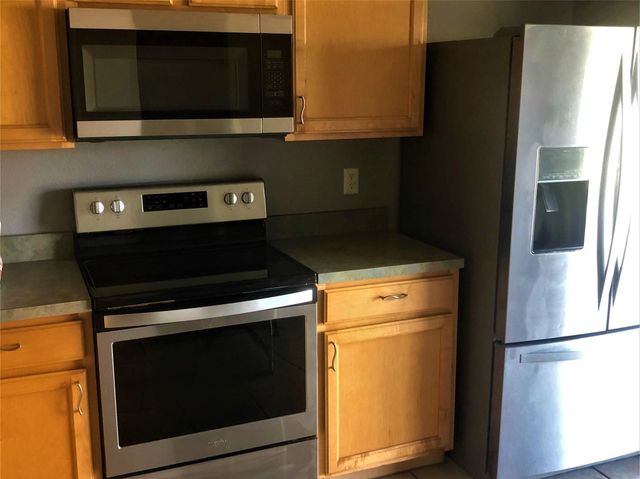 307 Quail Crossing Drive, Sanger, TX 76266