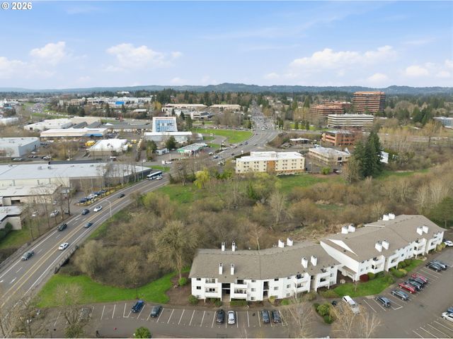 11040 Sw GREENBURG Rd 311, Tigard, OR 97223