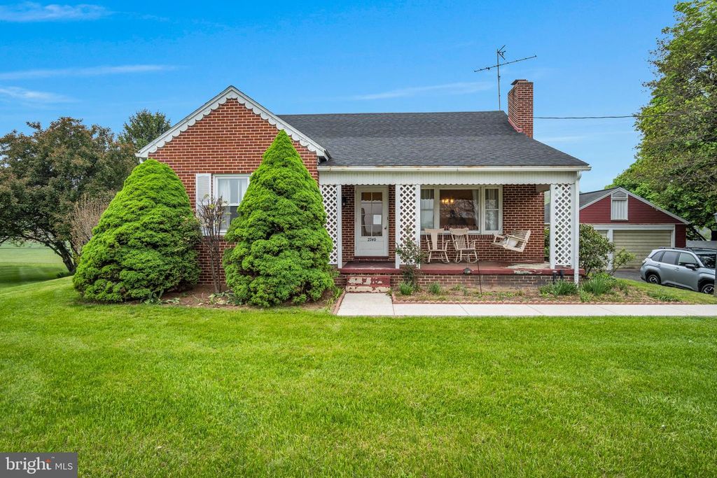 2740 ENOLA RD, Carlisle, PA 17015