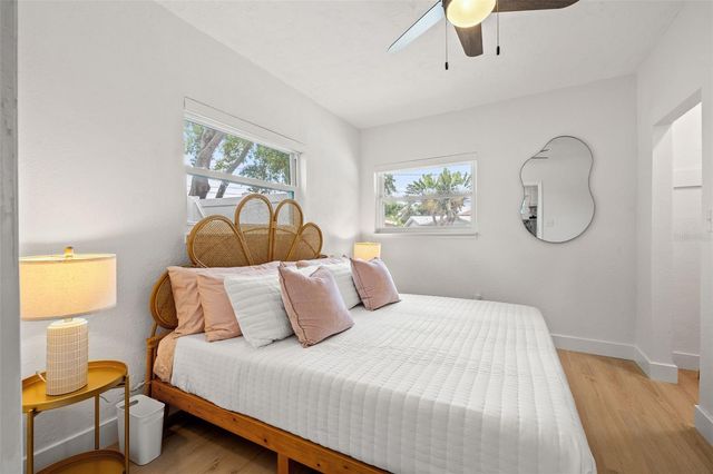 3755 BEACH DRIVE SE, St Petersburg, FL 33705