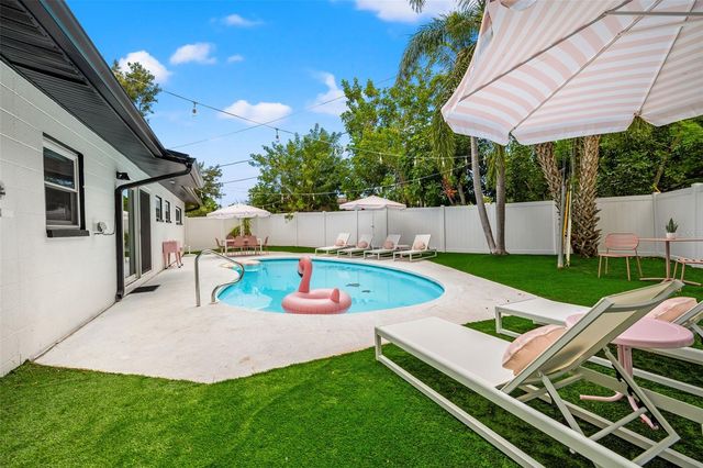 3755 BEACH DRIVE SE, St Petersburg, FL 33705