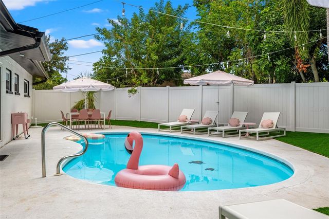 3755 BEACH DRIVE SE, St Petersburg, FL 33705