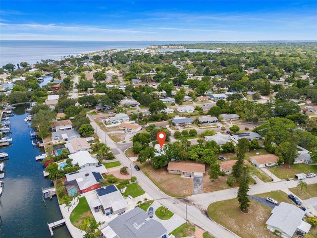 3755 BEACH DRIVE SE, St Petersburg, FL 33705