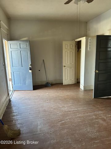 1922 Rowan St, Louisville, KY 40203