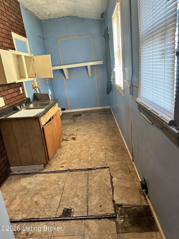 1922 Rowan St, Louisville, KY 40203