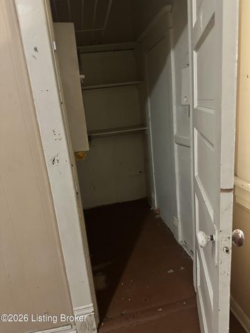 1922 Rowan St, Louisville, KY 40203