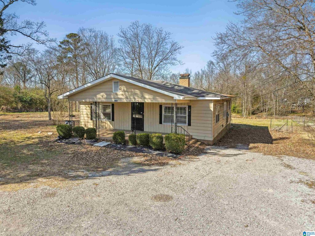 2575 MOUNT OLIVE ROAD, Mount Olive, AL 35117