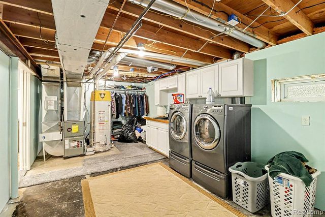 6561 Bennett Lake Road, Fenton, MI 48430