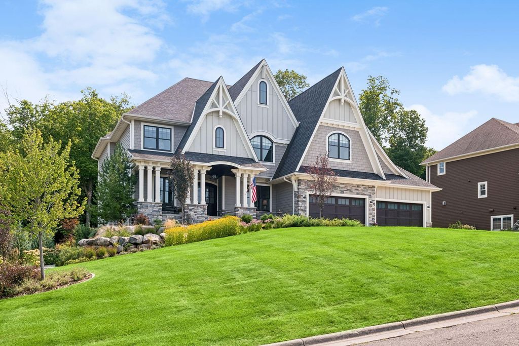 7400 Dogwood Road, Chanhassen, MN 55331 — exterior