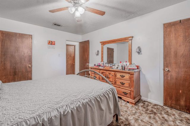 618 & 620 Newcastle Dr, Sherwood, AR 72120