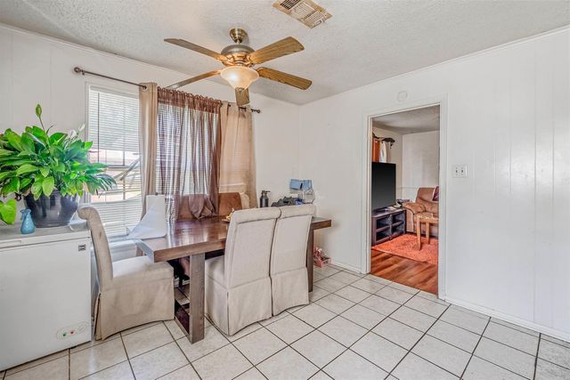 618 & 620 Newcastle Dr, Sherwood, AR 72120